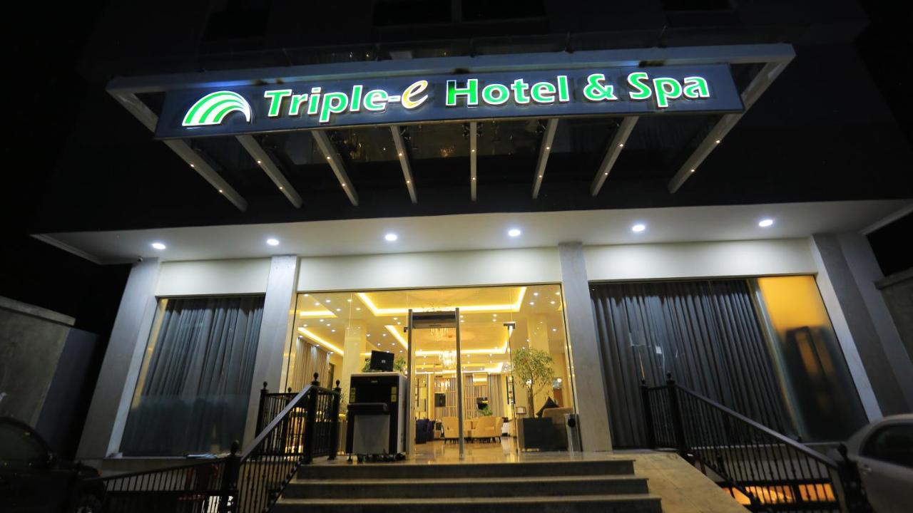 Triple E Hotel And Spa Addis Ababa Exterior photo